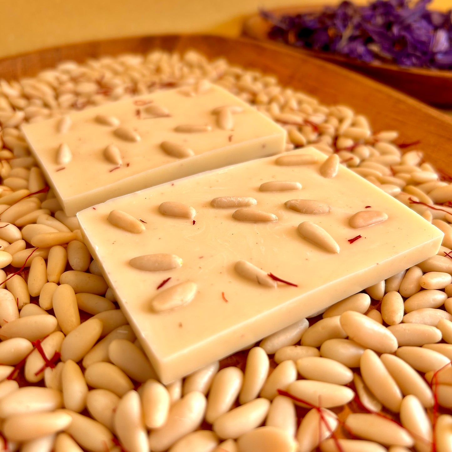 Choco Box 'White Magic' - Praline e Tavolette Bianche allo Zafferano